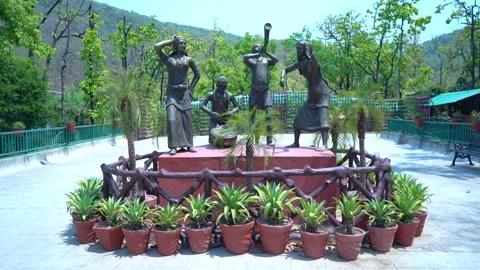 Artistic Statues Adding Elegance to Indian Zoos Stock Footage 313566075