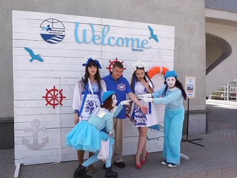 Artists in the city. Vídeo Stock 75344173