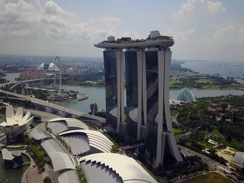 ArtScience Museum and Marina Bay Sands From the Bay 스톡 동영상 78284080