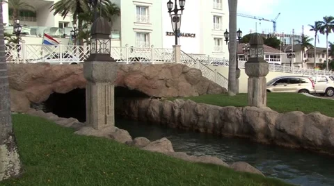 Aruba Boat going under Bridge Video stock 47717188