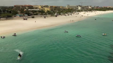 Aruba-eagle-beach-drone-jet-ski-07 스톡 동영상 311026266