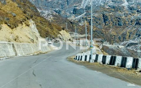 Arunachal Frontier Highway or Mago Thingbu Vijaynagar India and China Interna Stock Photos