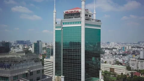 Ascending aerial view of modern skyscraper in ho chi minh city Stock Footage 329499752
