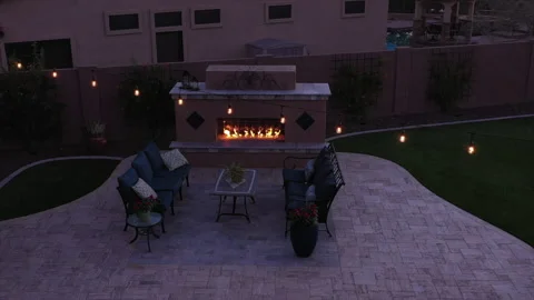 Ascending firepalce 库存影片 154657742