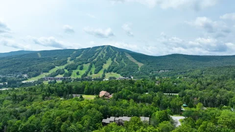 Ascending view of Mount Snow on a Summer Afternoon with Condo Views 4k 60fps 動画素材 302026107