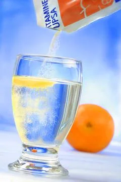  Ascorbic acid Ascorbic acid. Copyright: xCHASSENETx/xBSIPx 010301 016 Stock Photos