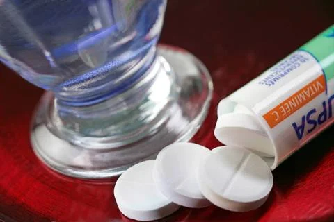  Ascorbic acid Effervescent tablet of vitamin C. Copyright: xCHASSENETx/xB... Stock Photos