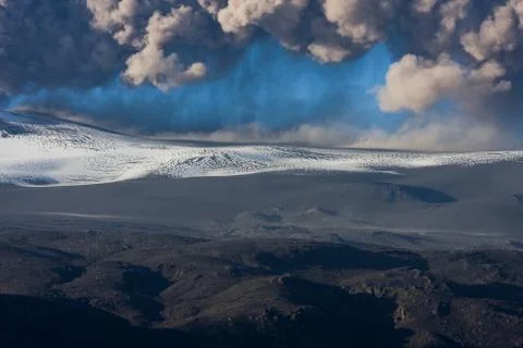 Ash falling in iceland eruption Foto stock