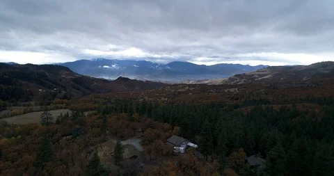 Ashland, OR countryside in fall, 4K Stock Footage 126668207
