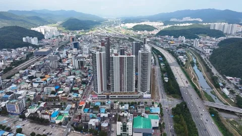Asia Landmark I-Park The Sharp construction site in Wonpyeong dong, Gumi cit Vidéo 252056786