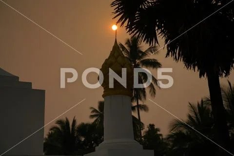 Asia Laos Luang Prabang Places of Worship Wat Visounarat Stock Photos