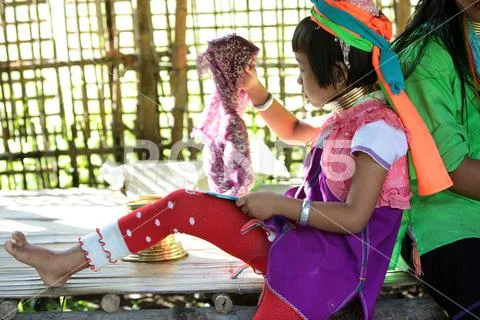 ASIA THAILAND CHIANG MAI WOMEN LONGNECK Stock Photos