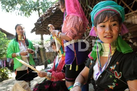 ASIA THAILAND CHIANG MAI WOMEN LONGNECK Stock Photos