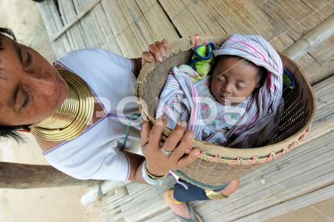 ASIA THAILAND CHIANG MAI WOMEN LONGNECK Stock Photos