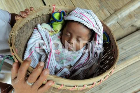 ASIA THAILAND CHIANG MAI WOMEN LONGNECK Stock Photos