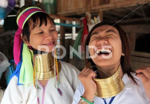 ASIA THAILAND CHIANG MAI WOMEN LONGNECK Stock Photos