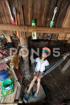 ASIA THAILAND CHIANG MAI WOMEN LONGNECK Stock Photos