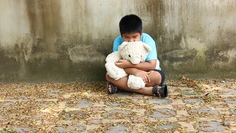 Asian boy sad alone 스톡 동영상 90961278