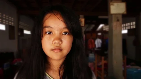 Asian children looking ahead Stock Footage 82736504