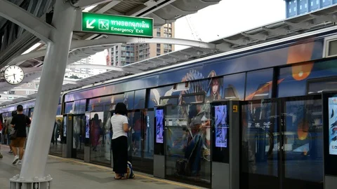Asian city train Stock Footage 118035106