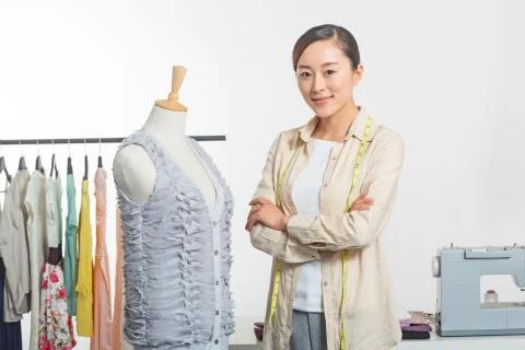 Asian Creativity Specialized technology Look at the camera. Luxx Occupation Stock Photos