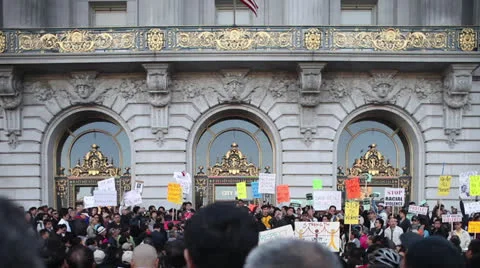 Asian Crowd - Reverse MS Vídeo Stock 25067684