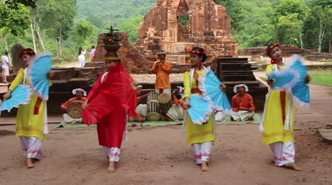 Asian Dancing with fans Stock Footage 67828325
