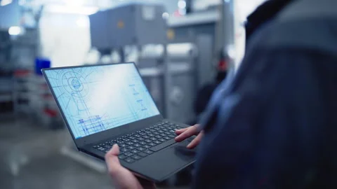 Asian Engineer Using Laptop Computer in Factory 스톡 동영상 282879331