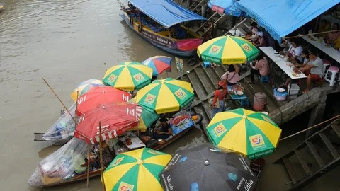 Asian Floating Market Video stock 117027129