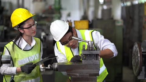 Asian industrial Engineer manager man demonstration and training mechanic w.. Stock Footage 246109409