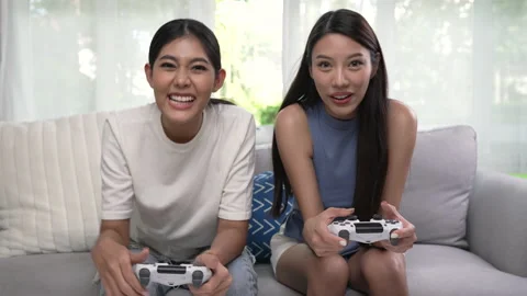 Xotin massajchini uyiga chaqirdi (video)