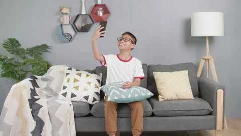 Asian little boy using smartphone Stock-Footage 156081849