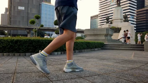 Asian runner city run during sunset Video stock 102942364