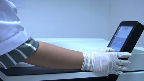 Asian scientist working in the lab Stock Footage 94980985