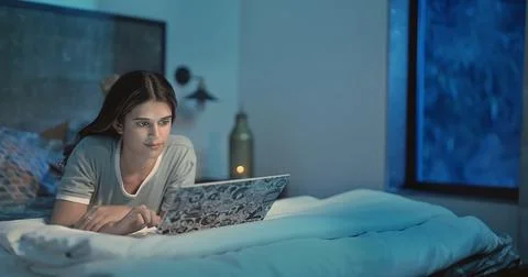 Asian student prepare assignment in late night home Foto stock