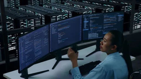 Asian Woman Developer Drinking Coffee And Using To Write Code In Data Center Vídeos de archivo 270231096