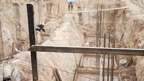 Asian worker working with ground leveling Video stock 117329502