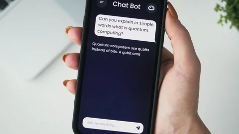Asking an AI chatbot a question and getting the answer. Searching for business 스톡 동영상 243939014