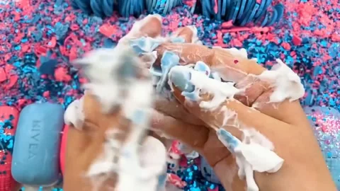 Asmr Cracking Soap Pinch Soap Satisfying Relaxing Slicing Session Video Video stock 311554380