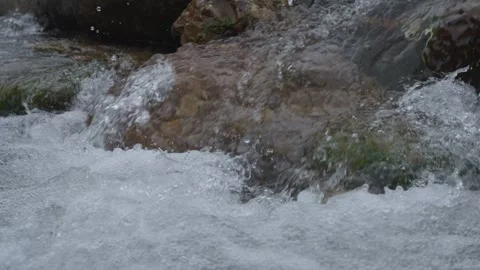 ASMR Relaxing Mountain Stream Flow Water Meditation 120fps 库存影片 336850595