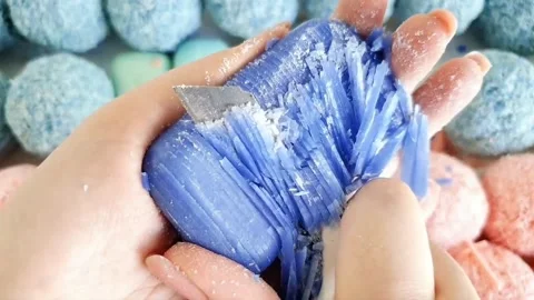Asmr Soap Cutting Cracking Soap Pinch Soap Satisfying Relaxing Video Video stock 311558628