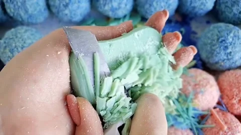 Asmr Soap Cutting Cracking Soap Pinch Soap Satisfying Relaxing Video Video stock 311558631