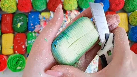 Asmr Soap Cutting Cracking Soap Pinch Soap Satisfying Relaxing Video Video stock 311558858