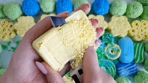 Asmr Soap Cutting Cracking Soap Pinch Soap Satisfying Relaxing Video 스톡 동영상 311558998