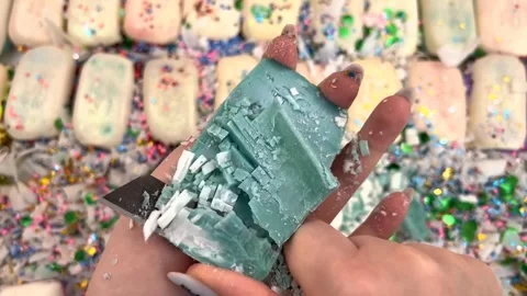 Asmr Soap Cutting Cracking Soap Pinch Soap Satisfying Relaxing Video Video stock 311567427