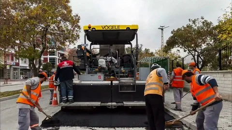 Asphalt road construction Stockbeeldmateriaal 82857860
