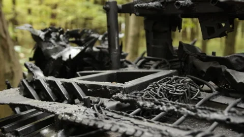 Assault car, Battle machine, Forest autumn Vidéo 337266039