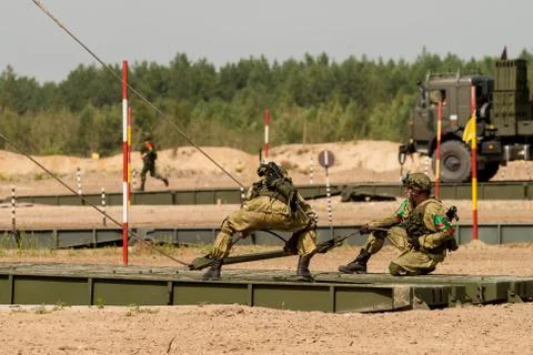 Assemblage of the mechanized bridge from TMM set Stockfoto's