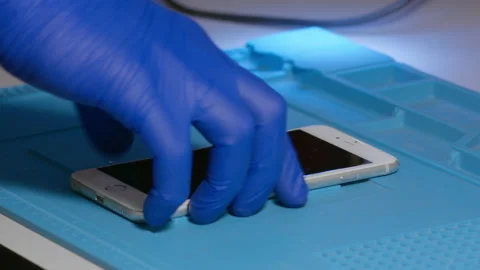 Assembling and disassembling smartphones. Stock Footage 166922082