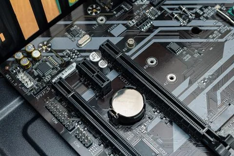 Assembling a personal computer processor in a service. Upgrade repair mainten Foto stock